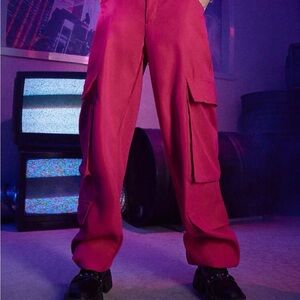 Y2K hot pink cargo pants low waisted! Super cute!